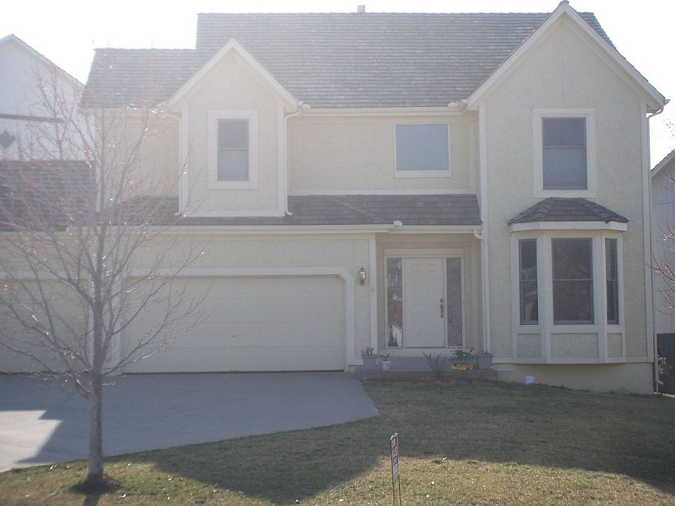 SPACIOUS HOME FOR SALE