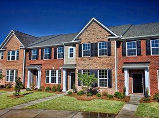 8263 Viewpoint Ln, Cornelius, NC 28031
