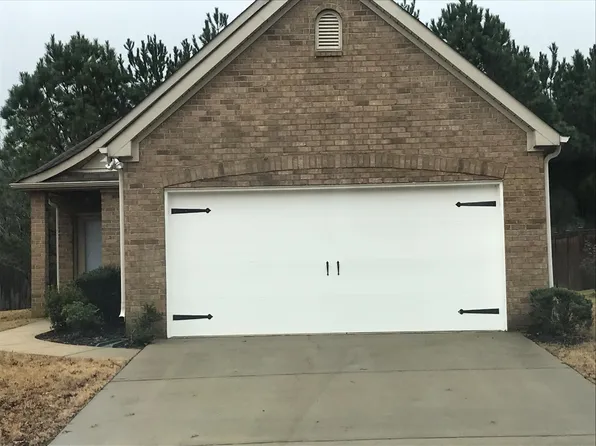 2735 Oxmoor Glen Dr, Birmingham, AL 35211