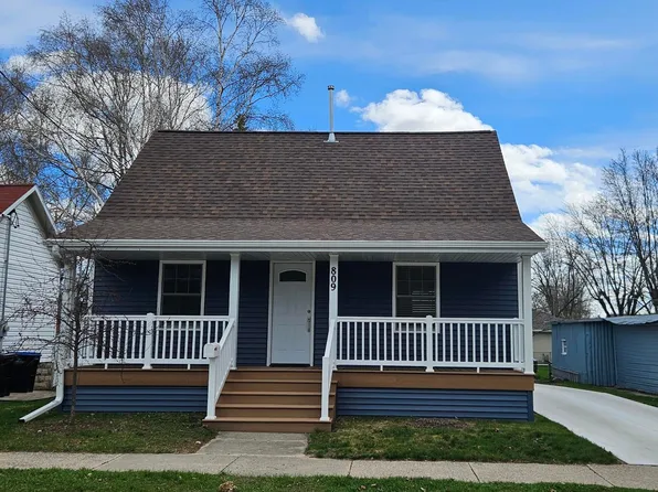809 Quincy St, Sturgeon Bay, WI 54235