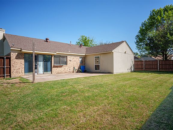 3rd image of 3400 Spring Meadow Ln