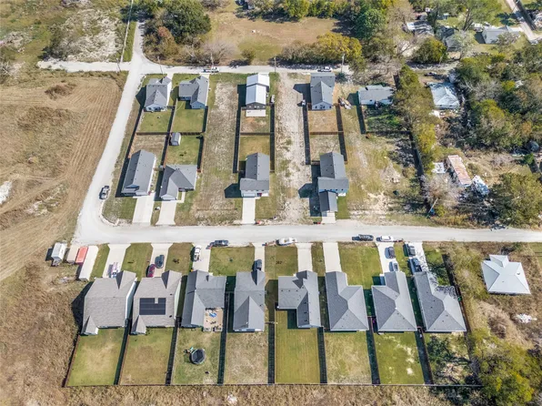 319 N Main St, Randolph, TX 75475