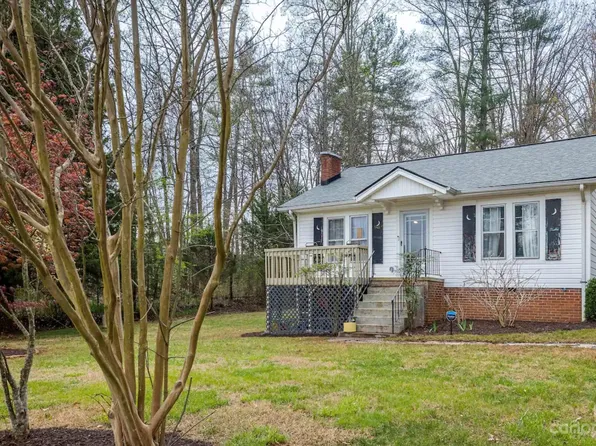 948 E Union St, Morganton, NC 28655