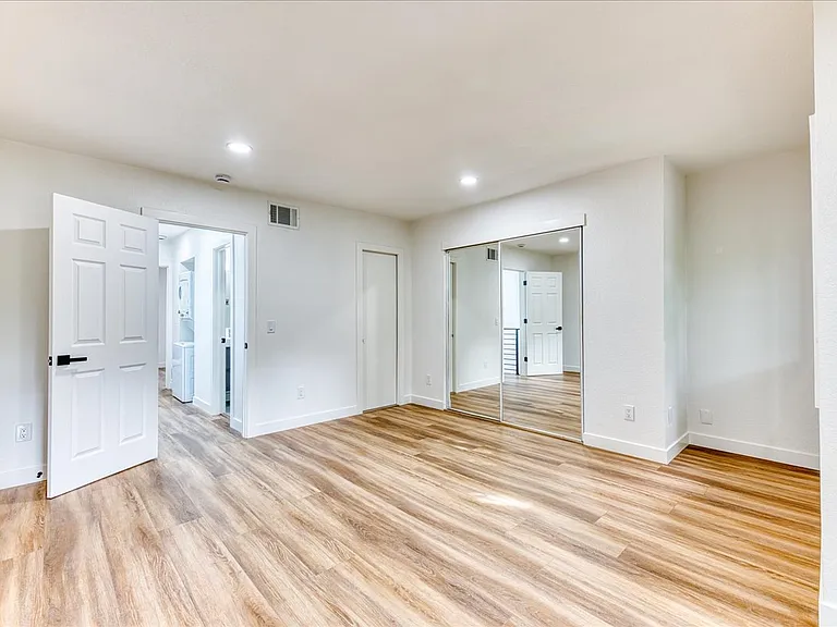 3050 W 32nd Ave #B108 — Photo 11