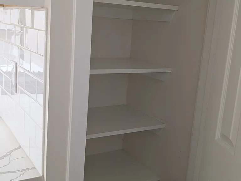 221 Rodonovan Dr — Photo 11