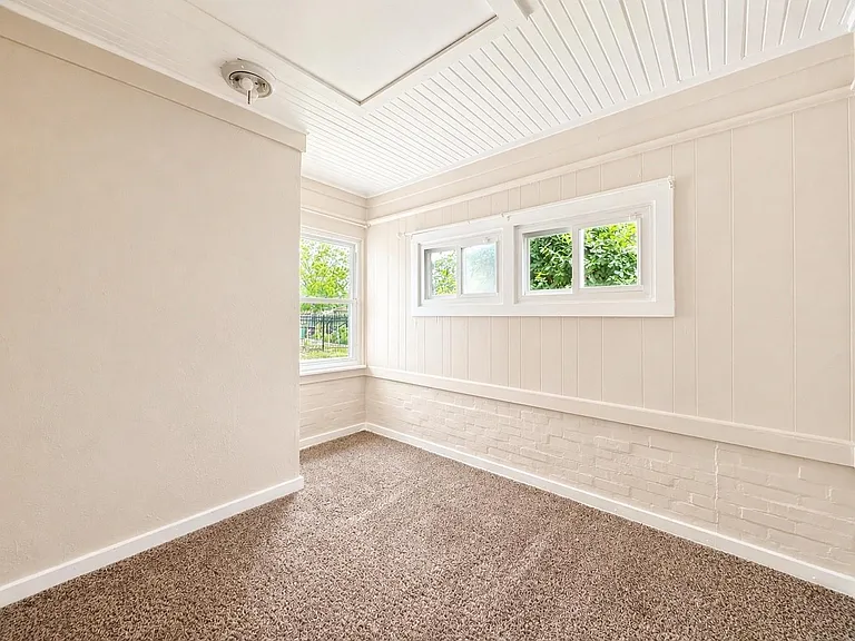 8069 Juliabora St — Photo 6