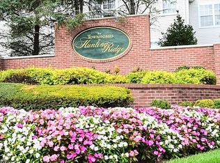 16 Gordon Cir, Parsippany, NJ