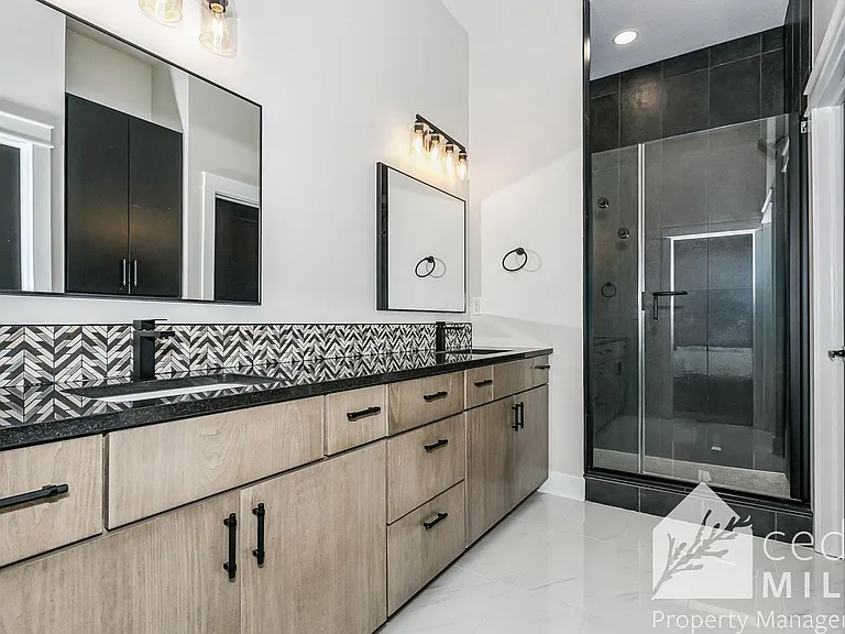 1502 N Emerald Valley Dr — Photo 13
