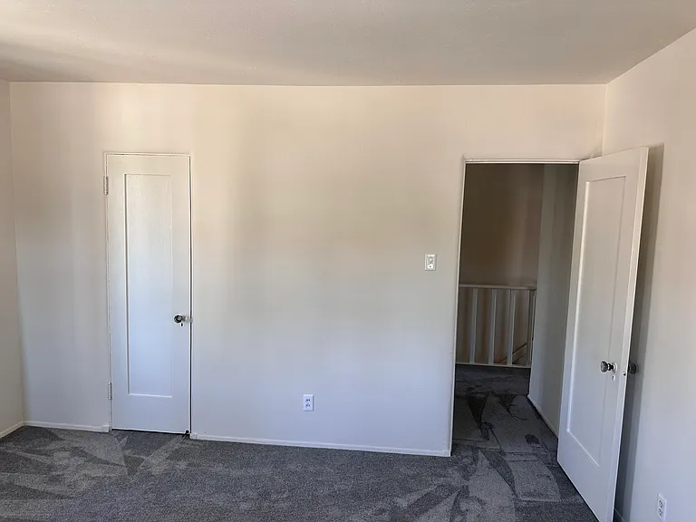 279 Bennett Ave — Photo 28