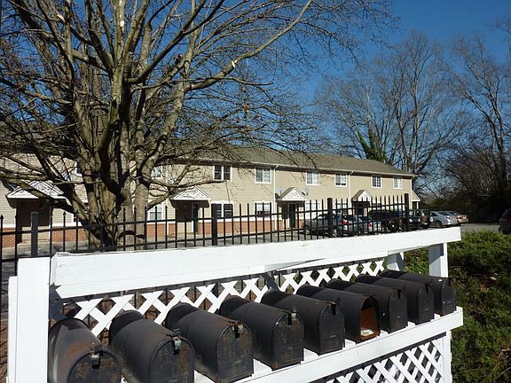 MAILBOXES