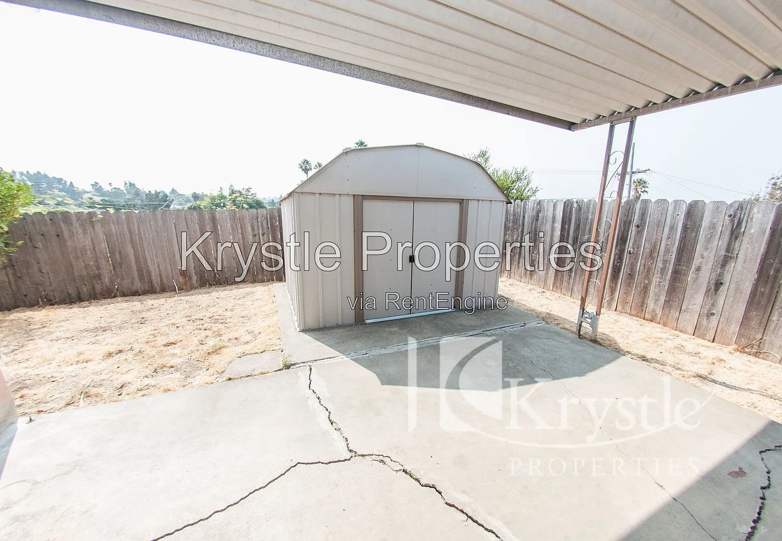 3 bed, 1.5 bath, 1080 sqft, $2,400 — Photo 3