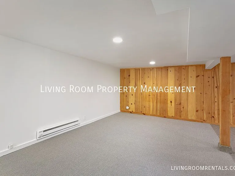 2304 NE Emerson St #B — Photo 6