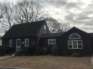 78 Wellington Ave, Warwick, RI 02886