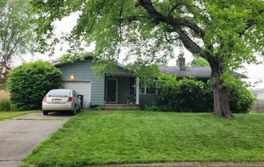 Real estate listing image