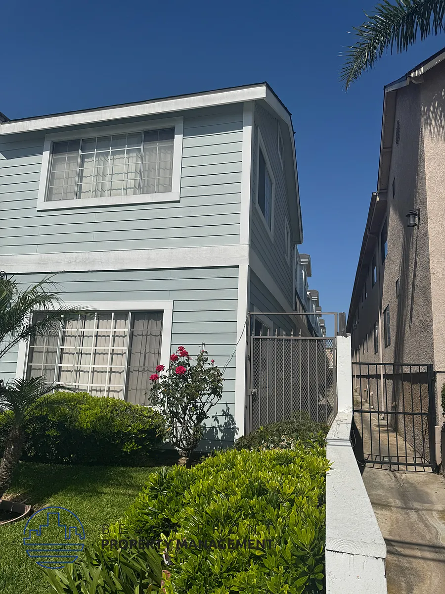 Building Photo - 13611 Kornblum Ave