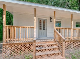 1585 E Pine Lake Cir, Montgomery, TX 77316