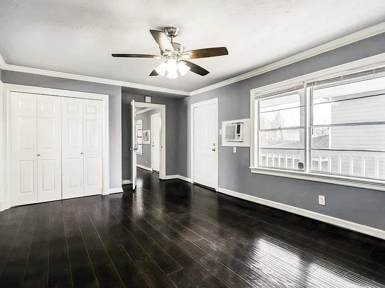 731 Columbia St #3 — Photo 3