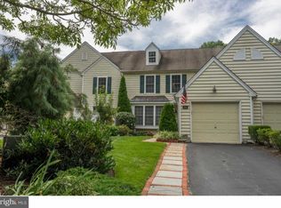114 Dundee Mills Ln, Wallingford, PA 19086