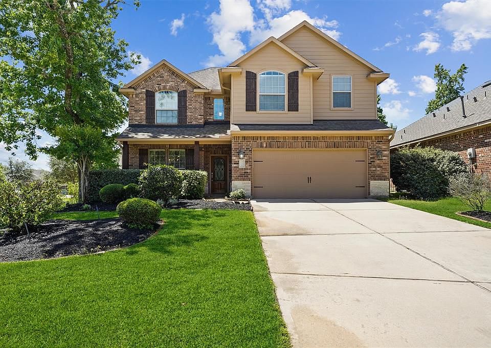 1st image of 115 Black Swan Pl
