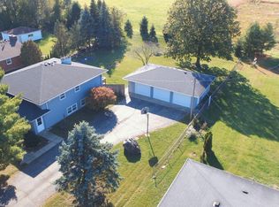1133 Johnston Dr, Aurora, IL 60506
