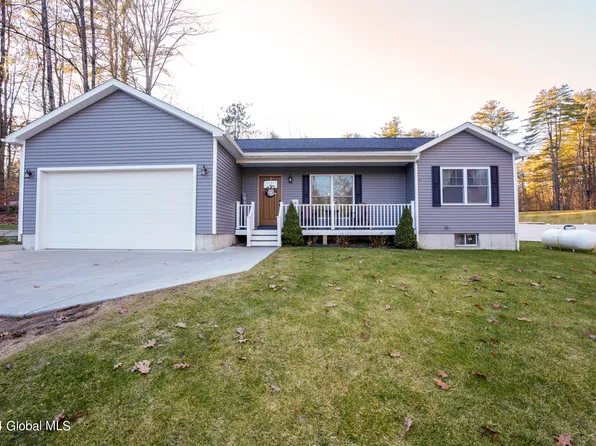 74 Stark Road, Corinth, NY 12822