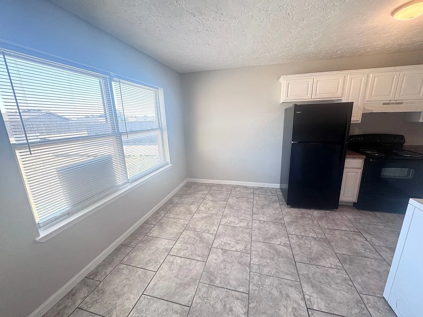Edgewood Fourplex — Photo 3