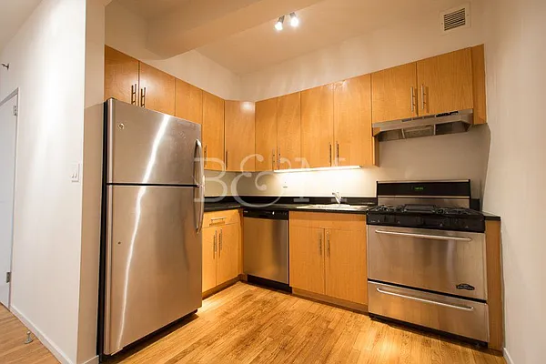 Rented by Brick&Mortar | media 3