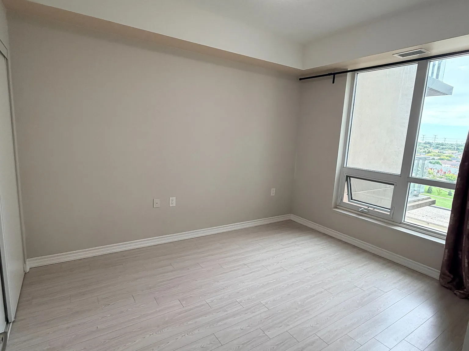 1 bed, $2,300 — Photo 3