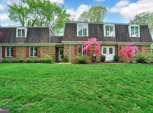 2100 Southbrook Dr, York, PA 17403