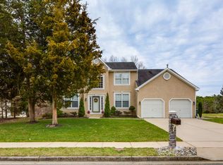 1843 Cornus Ct, Williamstown, NJ 08094