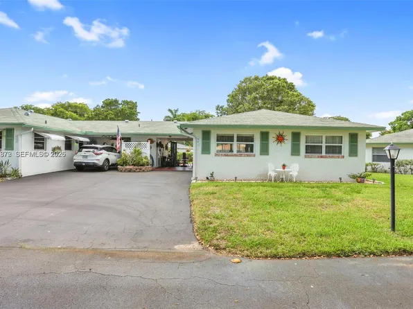 841 Meadowlark Ln, Delray Beach, FL 33445