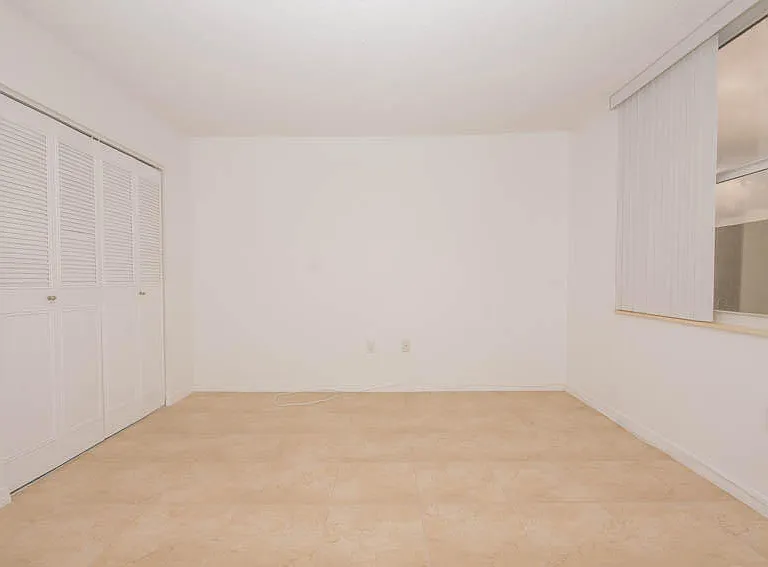 301 Croton Ave #310 — Photo 12