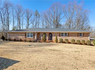 757 Kenwood Rd, Fayetteville, GA 30214