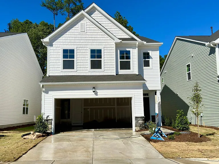 2233 Cape May Ln — Photo 3