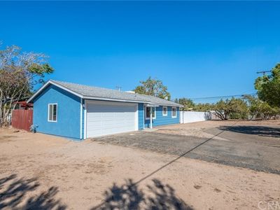 9902 5th St, Hesperia, CA, 92345