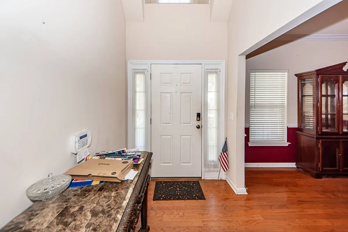 Building Photo - 8340 Berringer Blf