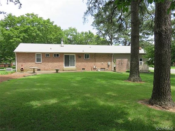 2nd image of 7459 Hunter Dr