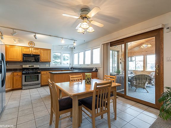5th image of 10137 S Westport Dr