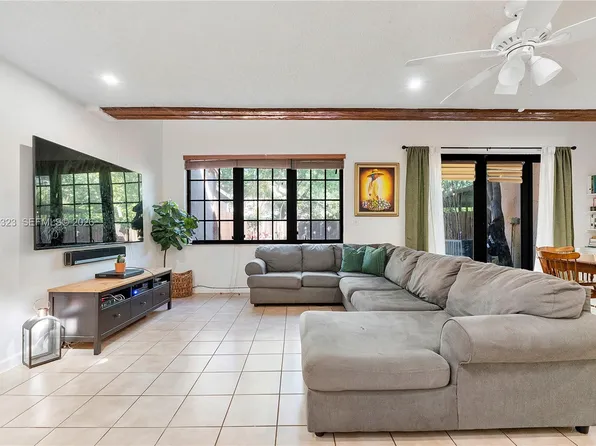 3413 S Atlanta Dr #3413, Hollywood, FL 33021