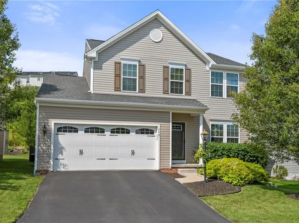 209 Heritage Dr, Oakdale, PA 15071