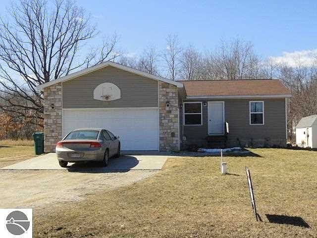 1st image of 1030 Bundy Dr