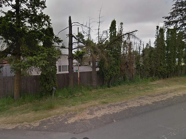 23475 Highway 99 E — Photo 3
