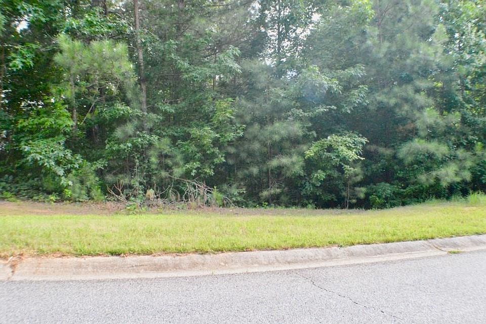 2nd image of 606 Mill Run Dr