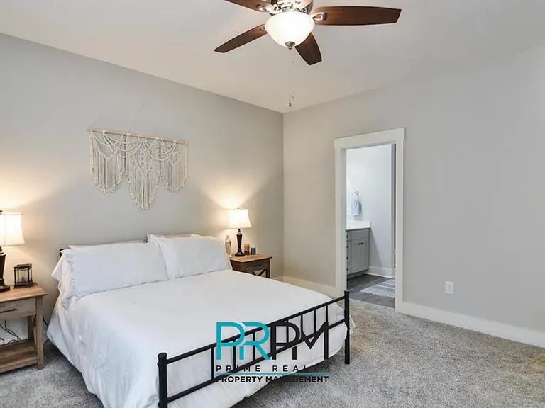 826 Stonebriar St #1 — Photo 11