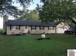 4925 Leonard Futrell Rd, Paducah, KY 42001