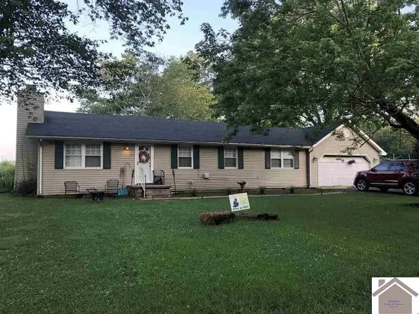 4925 Leonard Futrell Rd, Paducah, KY 42001