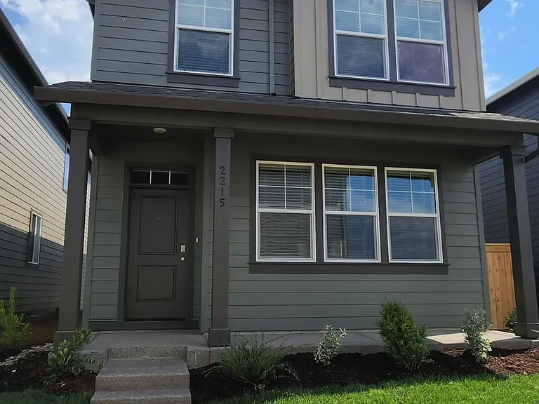 2215 Livesay Ln — Photo 1