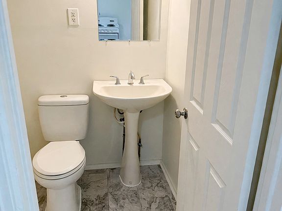 5th image of 92 Main St #3