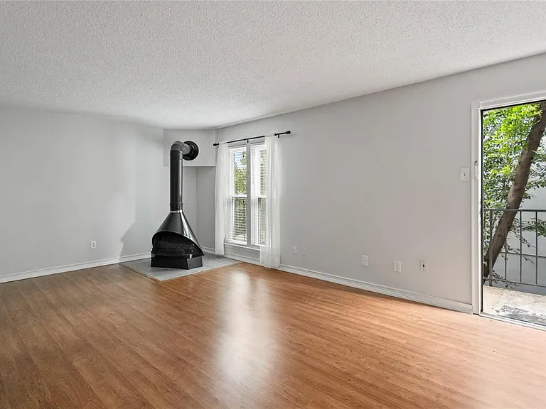 4020 Holland Ave #202 — Photo 18