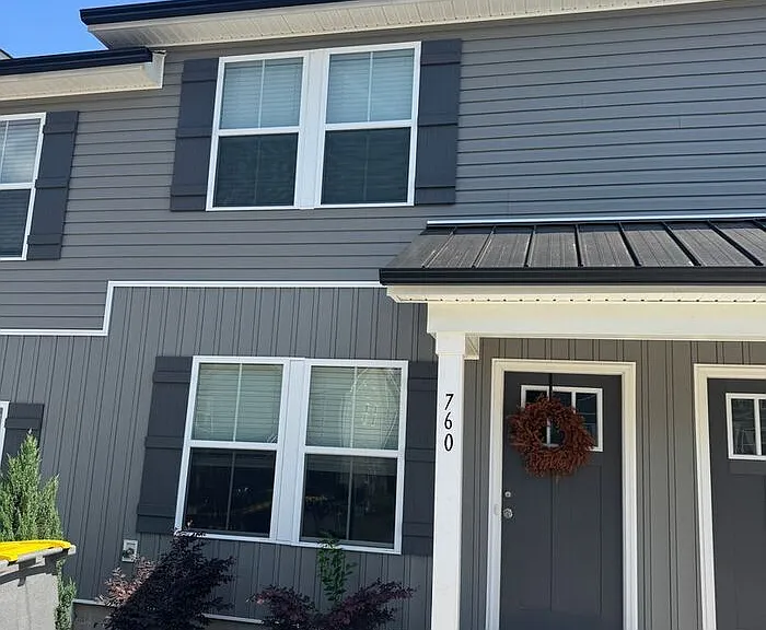 760 Hillside St — Photo 1